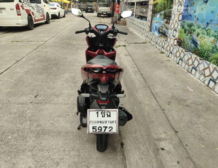 🛵ยังไงก็ขาย CLICK125 i ปี 62 เครื่องดี สีสวย สตาร์ทมือ เล่มชุดโอนครบ+เปลี่ยนถ่ายน้ำมันเครื่องฟรี ส่งฟรี30 ก.ม รูปที่ 4