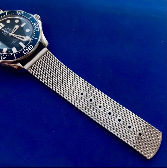 WTS OMEGA SEAMASTER JAMEBOND 007 60th (FULL SET) รูปที่ 13