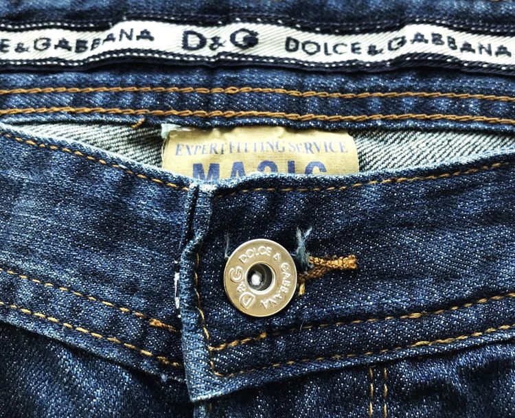 Dolce  Gabbana (DG) Magic metal button branded jeans รูปที่ 6