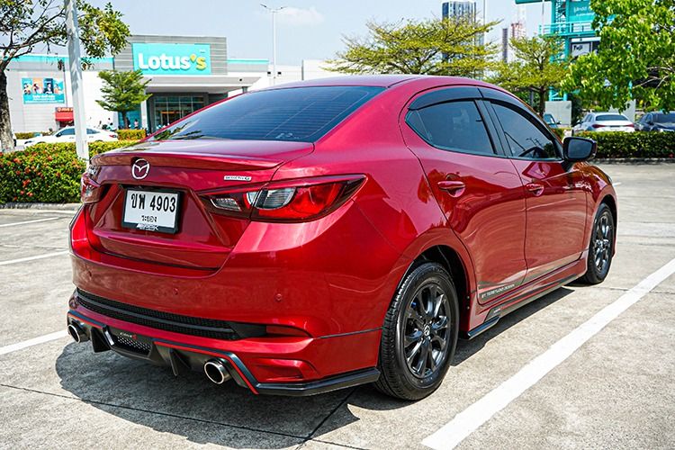 Mazda Mazda 2 2022 1.5 S Sedan เบนซิน ไม่ติดแก๊ส เกียร์อัตโนมัติ แดง รูปที่ 3