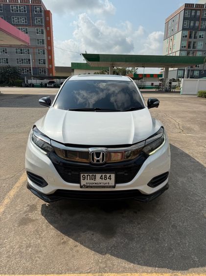 รถ Honda HR-V 1.8 RS สี ขาว