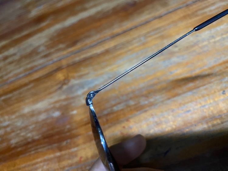 แว่นตากันแดด  เลนส์แตก แต่ กรอบยังใช้ได้ รูปที่ 13