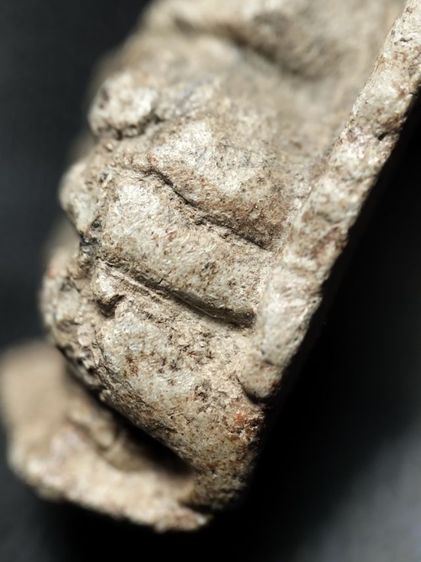 พระรอดลำพูนพิมพ์ใหญ่เนื้อโทนขาวไม่ได้ล้างครับ รูปที่ 14