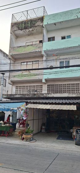 ขายอาคารพาณิชย์พร้อมที่ดิน 3.5 ชั้น
