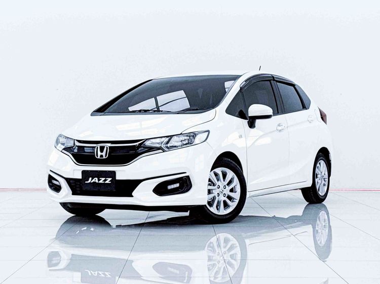 รถ Honda Jazz 1.5 V Plus i-VTEC สี ขาว