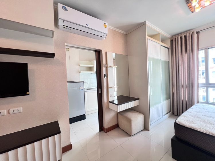 Pruksa ไม่อนุญาต ตกแต่งครบ สร้างเสร็จก่อน 2010 ด่วน ราคาดีที่สุดในตึก Ivy River ชั้นสูง ขนาด 30 ตรม.เพียง 1.55 ลบ. ติดต่อ โทร 0826414199 รูปที่ 3