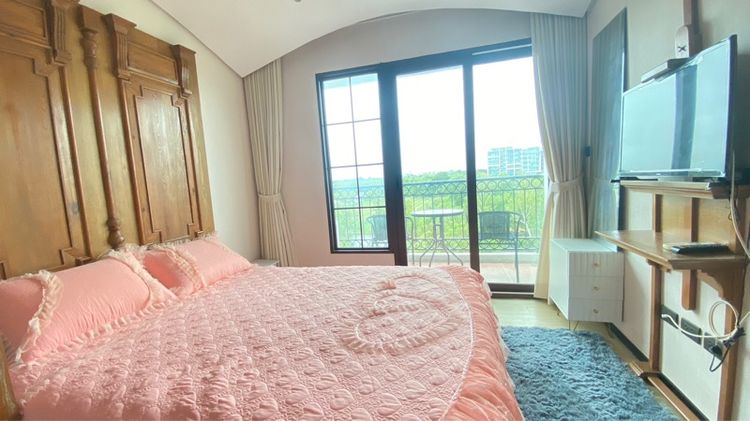 ตกแต่งครบ Ananda Development สร้างเสร็จก่อน 2010 ไม่อนุญาต ไม่ใช่ คอนโด เวเนเชียลซิกเนเจอร์พัทยา