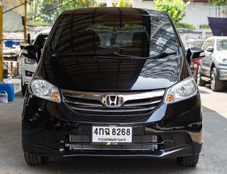 2015 HONDA FREED 1.5 EL เลขไมล์22,000กิโลแท้ รถบ้าน มือเดียว แอร์หลัง สภาพดีมาก พร้อมใช้งาน