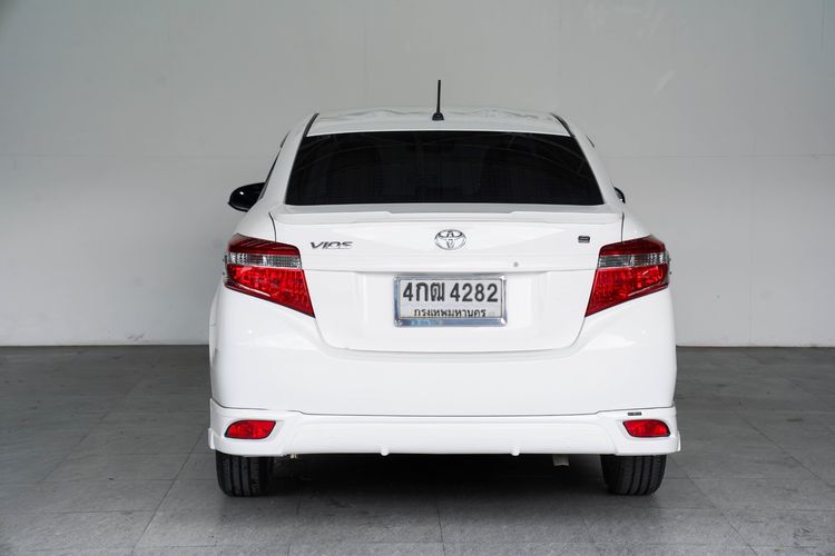 Toyota Vios 2014 1.5 E Sedan เบนซิน ไม่ติดแก๊ส เกียร์อัตโนมัติ ขาว รูปที่ 4