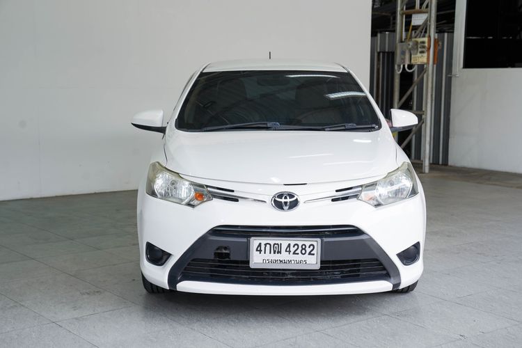 Toyota Vios 2014 1.5 E Sedan เบนซิน ไม่ติดแก๊ส เกียร์อัตโนมัติ ขาว รูปที่ 3