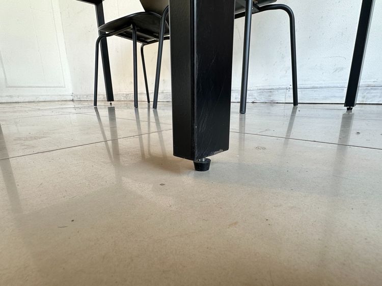 ชุดโต๊ะทานอาหาร 4 ที่นั่ง โต๊ะท็อปไม้อัด ปิดผิวลายไม้สีเทา โครงขาเหล็กสีดำ พร้อมเก้าอี้  รูปที่ 10