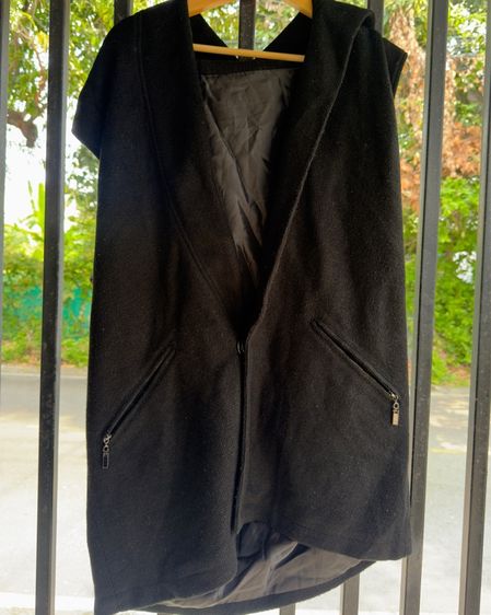 Long Hooded Vest สีดำ 