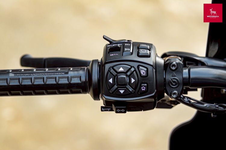 Harley Davidson Sportster S ปี2022 สีดำ วิ่ง2,500Mi. ของแต่งครบ รูปที่ 14