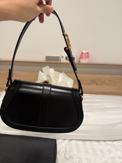 Versace shoulder bag รูปที่ 6