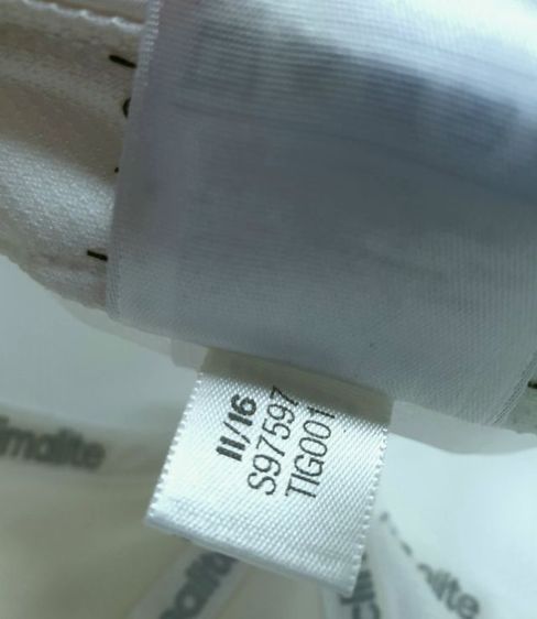 1,050.- Adidas แท้...ใส่ครั้งเดียว ( ใหม่กิ๊ก..สภาพ 95 เปอร์เซ็นต์ ) รูปที่ 10