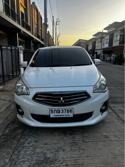 รถ Mitsubishi Attrage 1.2 GLS LTD สี ขาว
