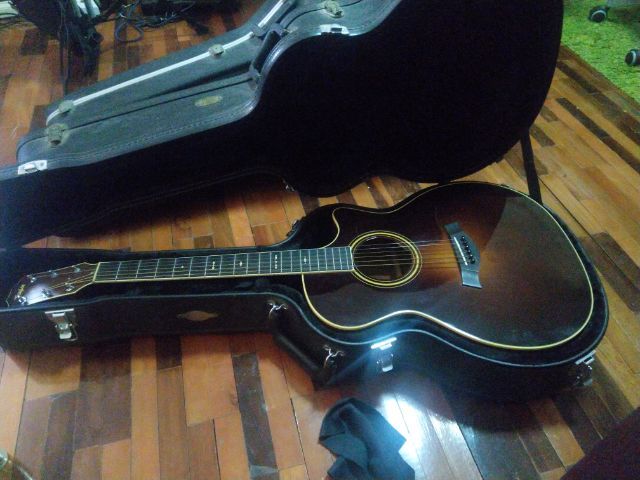 กีต้าร์โปร่ง ขาย Taylor 714ce