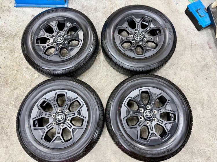 ล้อแม็ก TOYOTA TRAVO ขอบ 18” น้องป้ายแดง ยาง BRIDGESTONE 265-60R18 ปี 25 ครีบหน้ายางยังเห็นอยู่ รูปที่ 4