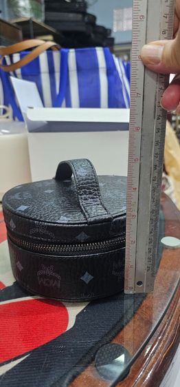 กระเป๋าเครื่องสำอาง mcm รูปที่ 12