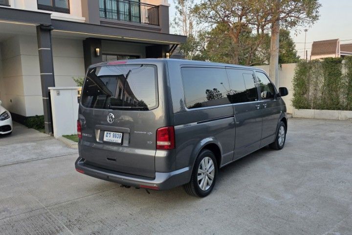 Volkswagen Caravelle 2015 2.0 TDi Utility-car ดีเซล ไม่ติดแก๊ส เกียร์อัตโนมัติ เทา รูปที่ 4