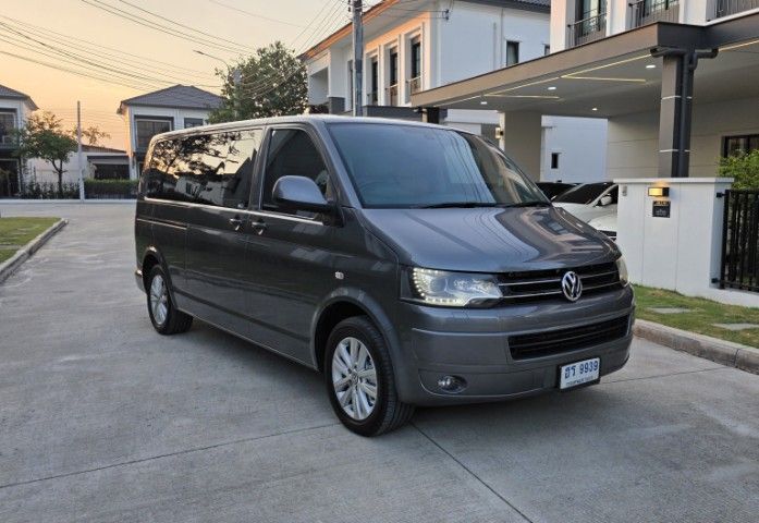 รถ Volkswagen Caravelle 2.0 TDi สี เทา