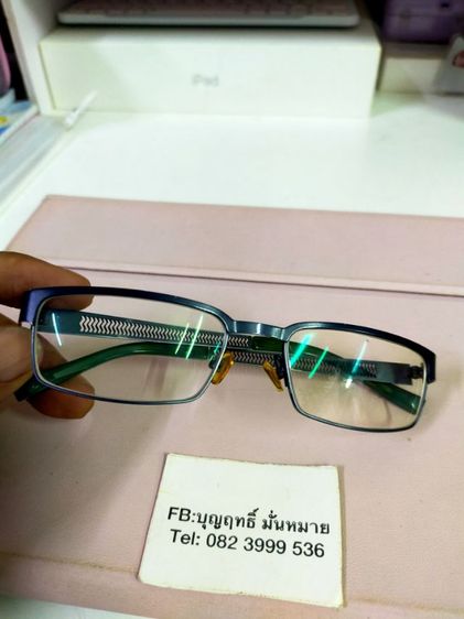 แว่นตา Converse ขนาด 52-17 สภาพดี เลนส์มีค่าสายตาเอาไปตัดใส่เลนส์ใหม่ได้เลยครับ