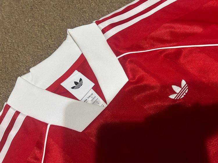 เสื้อ Adidas สีแดง size S (Oversized) รูปที่ 5
