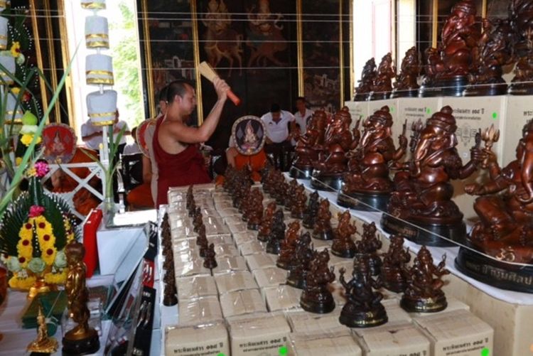 พระพิฆเนศ เนื้อทองเหลือง ที่ระลึก 108 ปี แห่งการสถาปนากรมศิลปากร 2562 รูปที่ 9