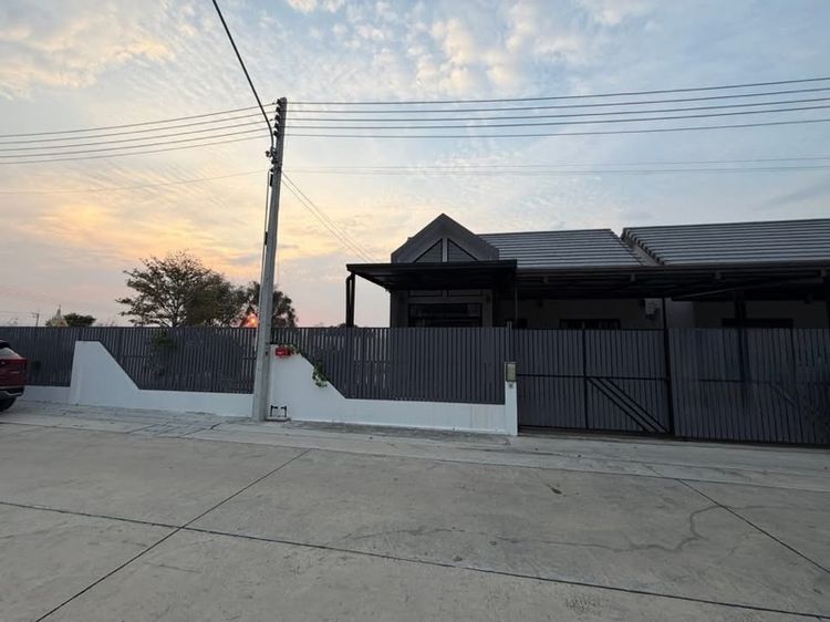 ขายหมู่บ้านแคนน่า โรงโป๊ะ พัทยา ราคาถูกมาก