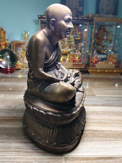 พระบูชาหลวงปู่ทวดเนื้อทองเหลืองหน้าตัก 4 นิ้วความสูง 8 นิ้ว รูปที่ 4