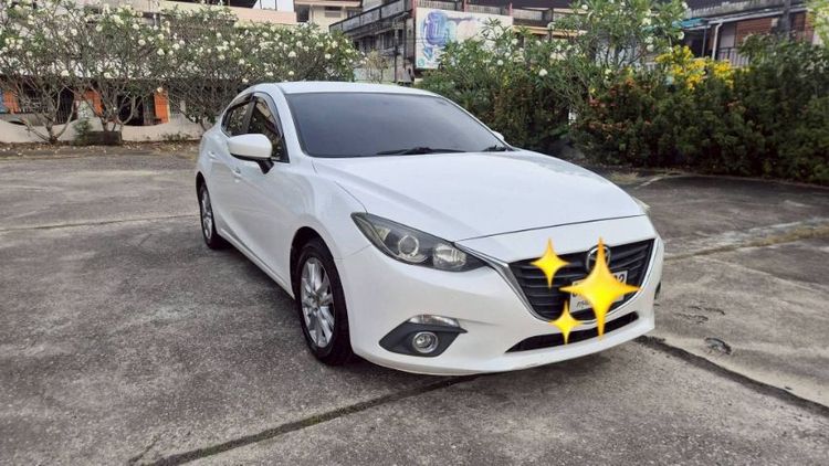 รถ Mazda Mazda3 2.0 E สี ขาว