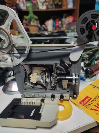 เครื่องฉายหนัง8ม.ม.Kodak M66 รูปที่ 5