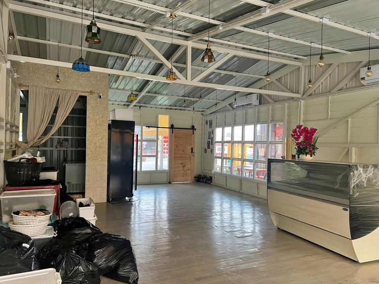 เซ้งโครงสร้างร้านคาเฟ่-อาหาร บ่อวิน ชลบุรี ติดRobinson อยู่ในโครงการ รูปที่ 6