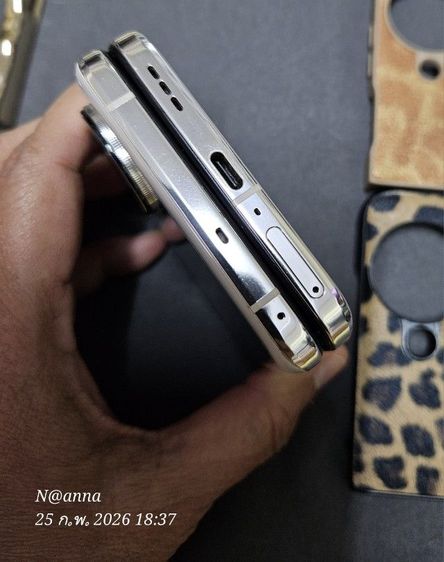 oppo find N3 flip รูปที่ 4