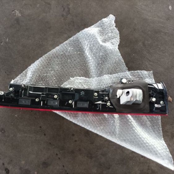 ไฟทับทิมฝาท้าย HRV รูปที่ 2