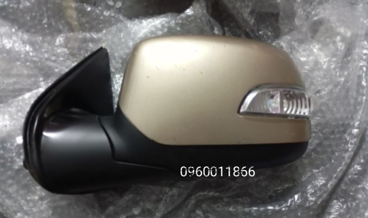 กระจกมองข้าง มีไฟ DMAX