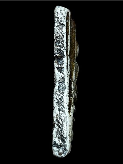 พระสมเด็จวัดระฆังพิมพ์ใหญ่พิมพ์ใหญ่หลวงวิจารณ์ รูปที่ 3