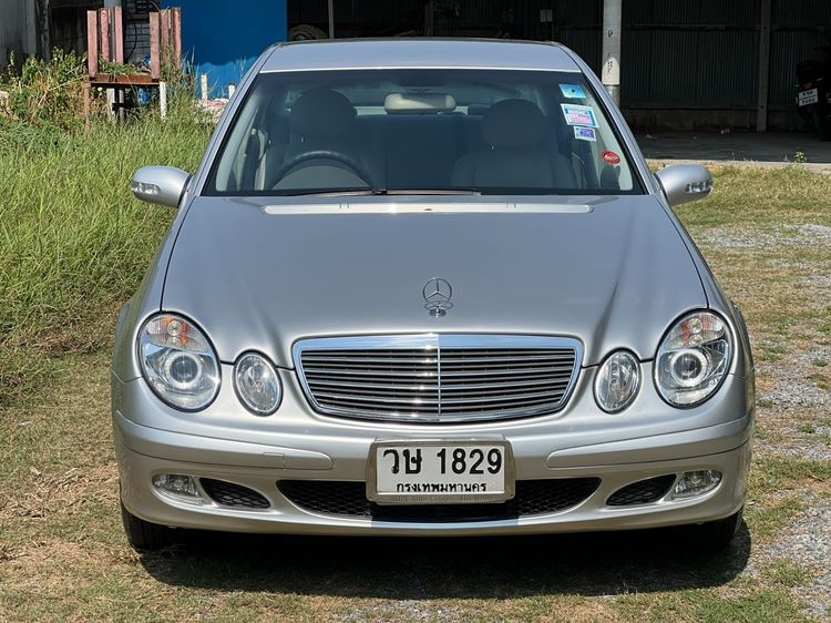 Mercedes-Benz E-Class 2003 E220 CDI Sedan ดีเซล ไม่ติดแก๊ส เกียร์อัตโนมัติ บรอนซ์เงิน รูปที่ 3