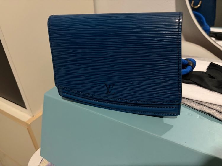 ไม่ระบุ น้ำเงิน กระเป๋าLv epi วินเทจ