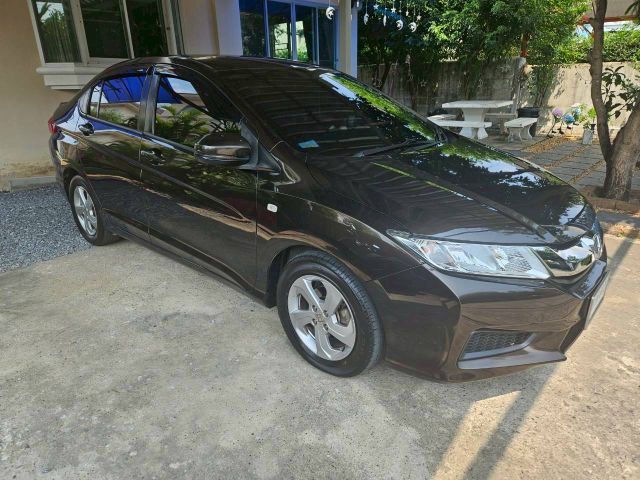 Honda City 2014 1.5 V Sedan เบนซิน เกียร์อัตโนมัติ น้ำตาล รูปที่ 2