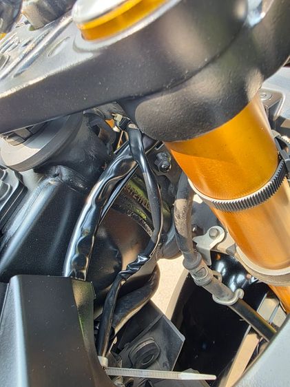 Yamaha R15 รถสปอร์ตทรงสวย พร้อมใช้งาน รูปที่ 7