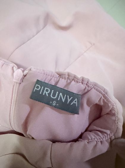เดรสสีชมพู งานแบรนด์ PIRUNYA.official รูปที่ 2