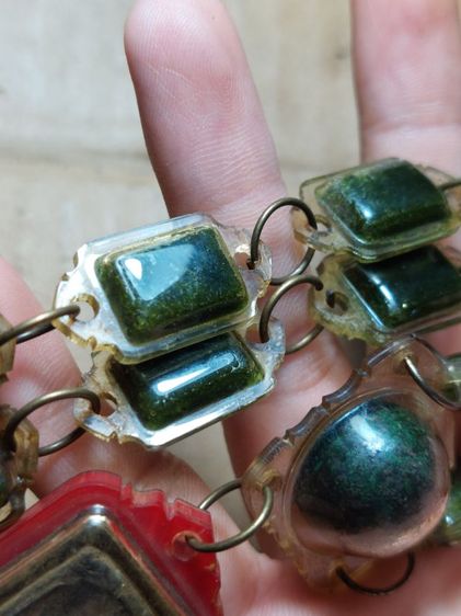 เครื่องรางชุดสร้อยสีผึ้งหลวงพ่อทาบวัดกระบกขึ้นผึ้ง รูปที่ 5