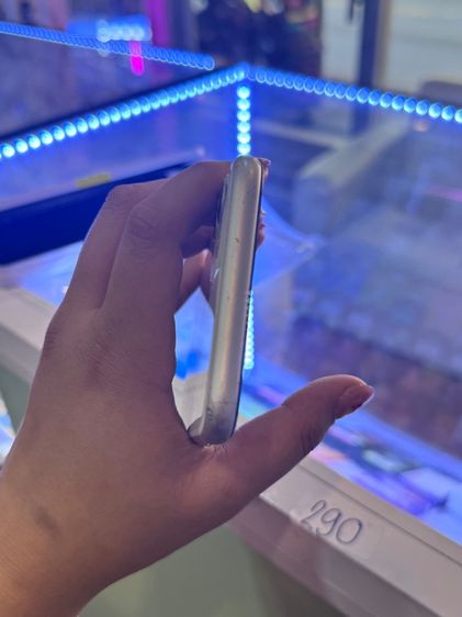 iPhone 11 รูปที่ 4