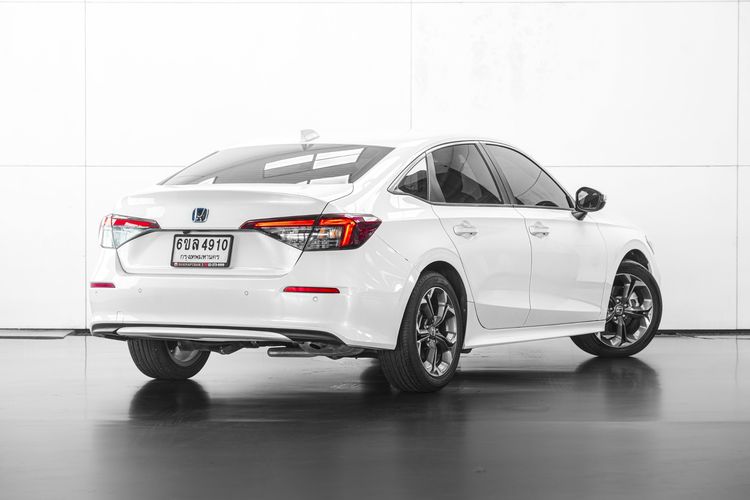 Honda Civic 2025 2.0 eHEV EL+ Sedan ไฮบริด ไม่ติดแก๊ส เกียร์อัตโนมัติ ขาว รูปที่ 4