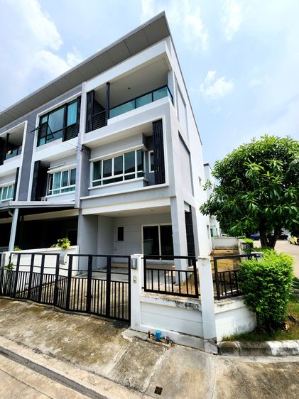 อื่นๆ ไม่มี 2018 🏡 Vายทาวน์โฮม 3ชั้นวัชรพล หมู่บ้าน The Ricco วัชรพล  หลังมุม ซ.ร่วมมิตรพัฒนา(ห้าแยกวัชรพล) ซ.ร่วมมิตรพัฒนา  ท่าแร้ง บางเขน รูปที่ 3