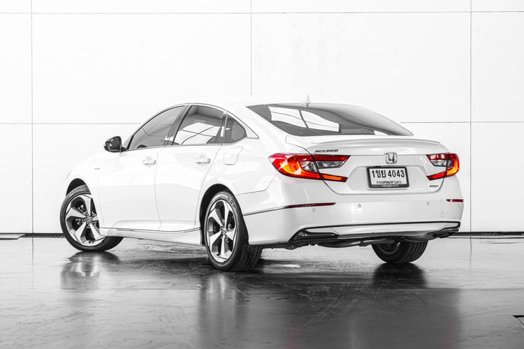 Honda Accord 2020 2.0 e:HEV Tech Sedan ไฮบริด ไม่ติดแก๊ส เกียร์อัตโนมัติ ขาว รูปที่ 4