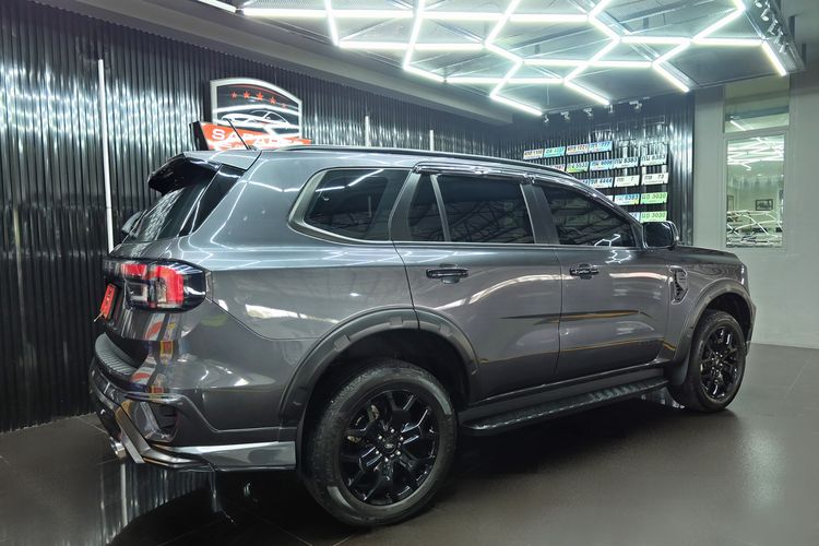 Ford Everest 2023 2.0 Turbo Sport Utility-car ดีเซล เกียร์อัตโนมัติ เทา รูปที่ 4