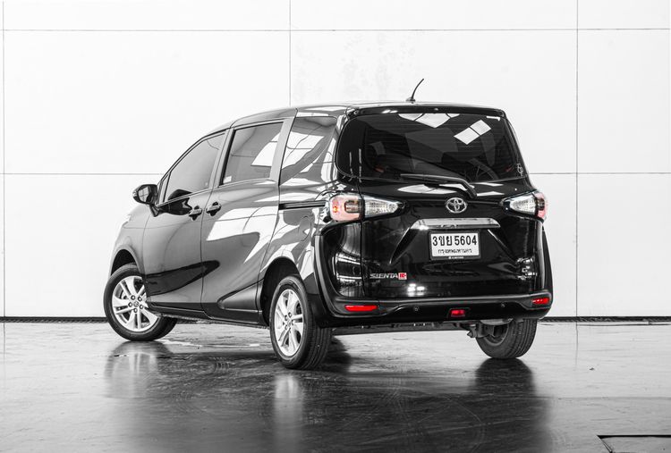 Toyota Sienta 2022 1.5 G Utility-car เบนซิน ไม่ติดแก๊ส เกียร์อัตโนมัติ ขาว รูปที่ 4