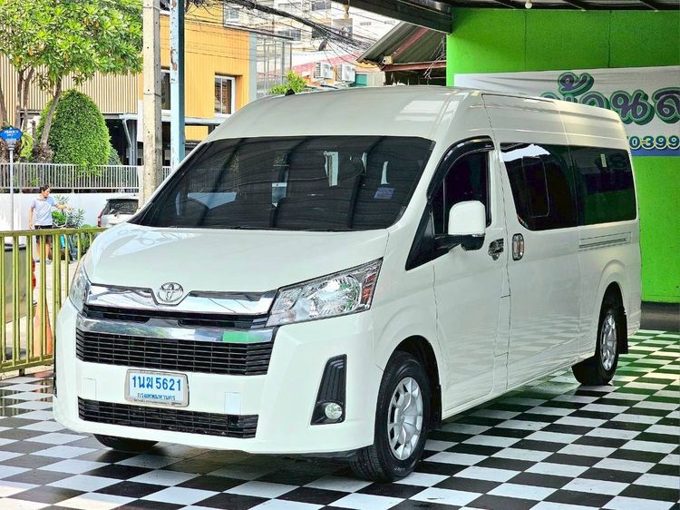 Toyota Commuter 2022 2.8 Van ดีเซล ไม่ติดแก๊ส เกียร์อัตโนมัติ ขาว รูปที่ 2